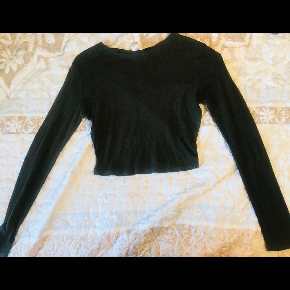 Green long sleeve FashionNova Crop Top